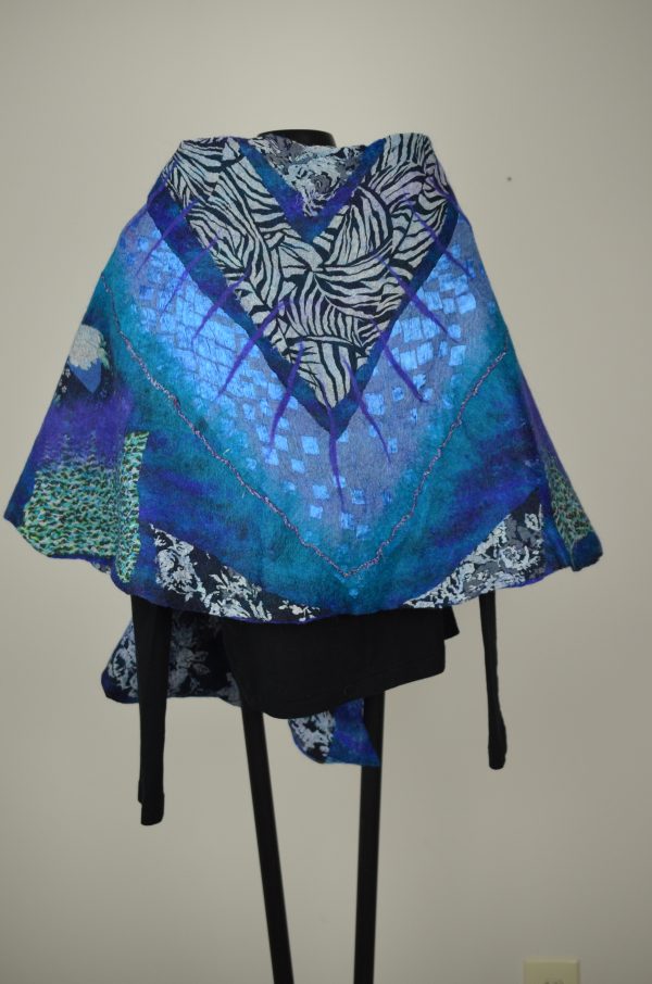 felted wrap - Image 2