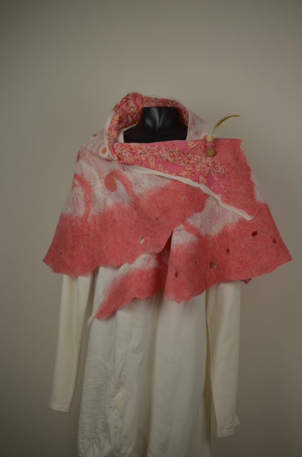 pink/cream wrap